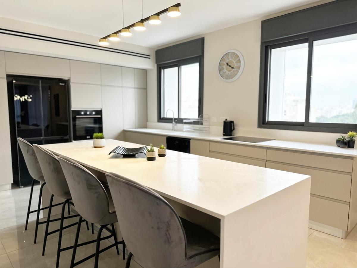 Mini Penthouse Near The Beach Netanya Ngoại thất bức ảnh