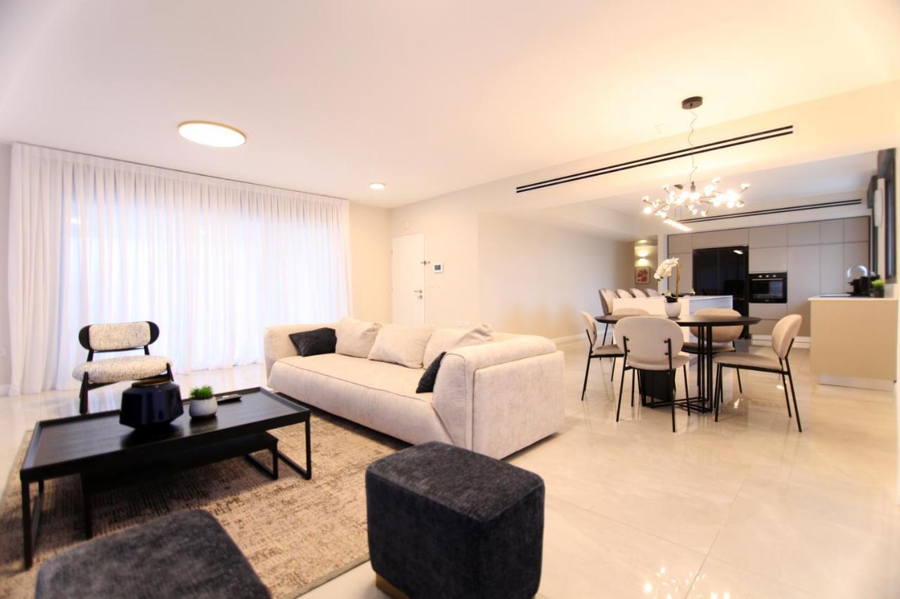 Mini Penthouse Near The Beach Netanya Ngoại thất bức ảnh
