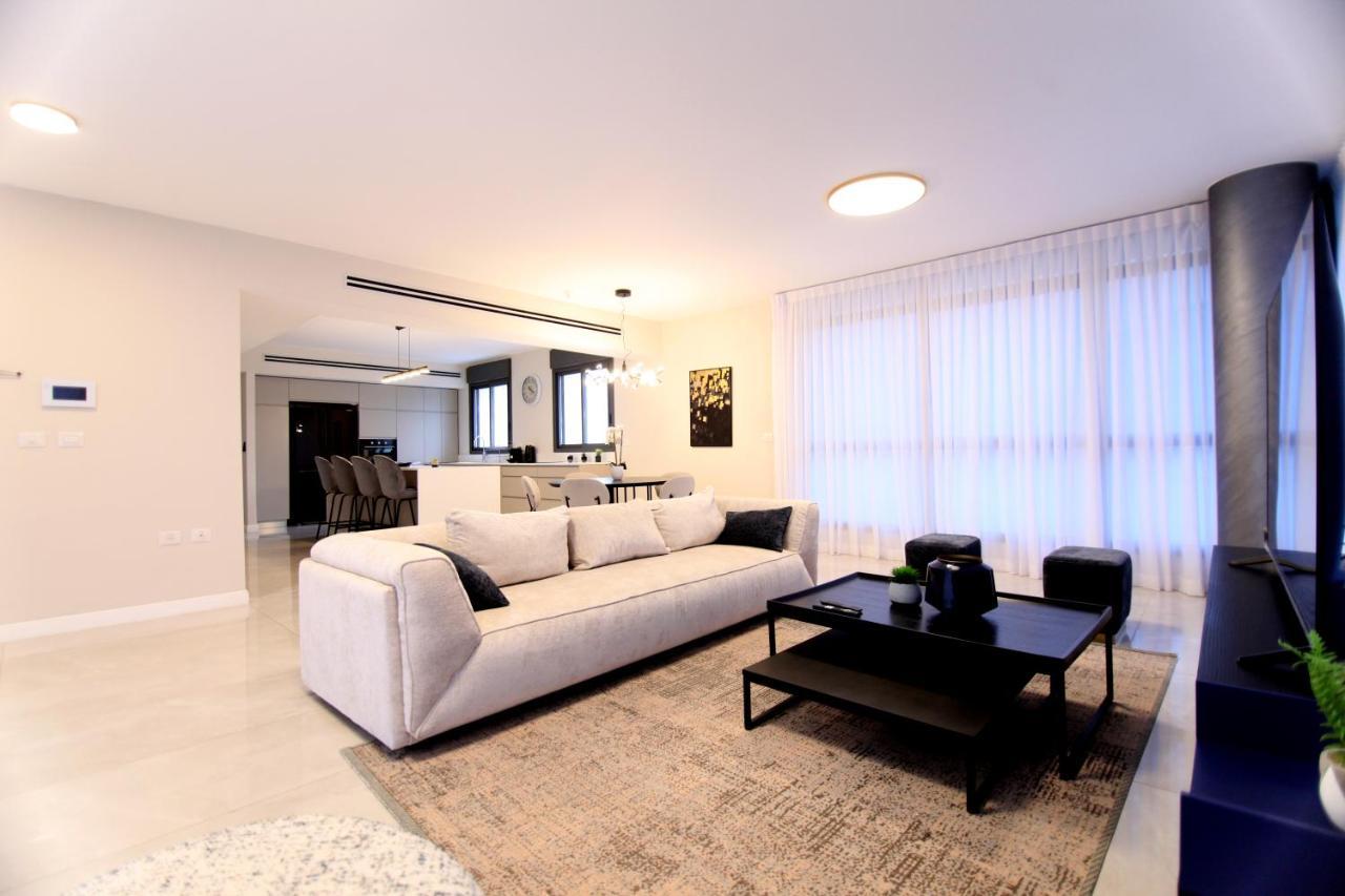 Mini Penthouse Near The Beach Netanya Ngoại thất bức ảnh